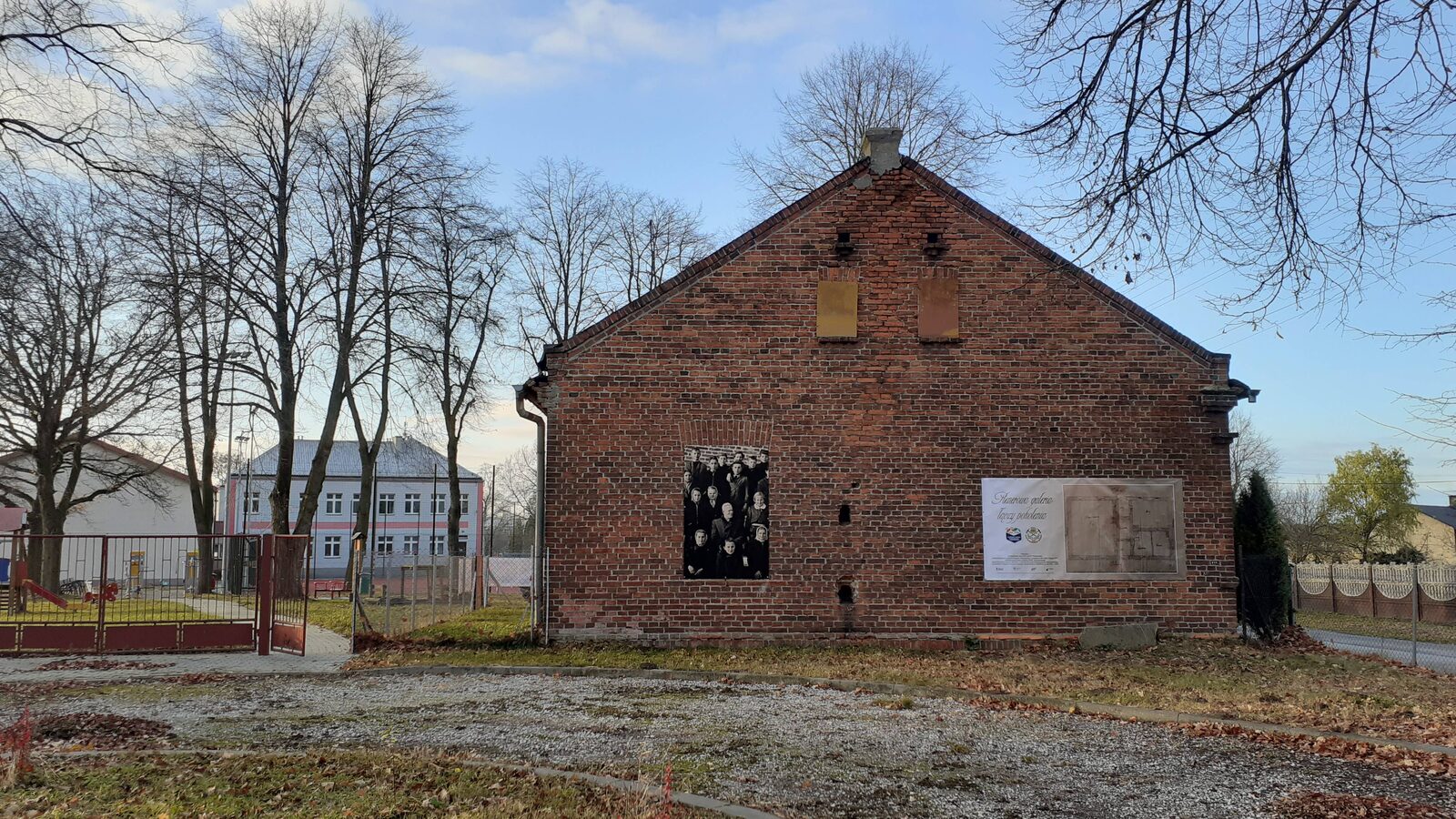Zdjęcie 4