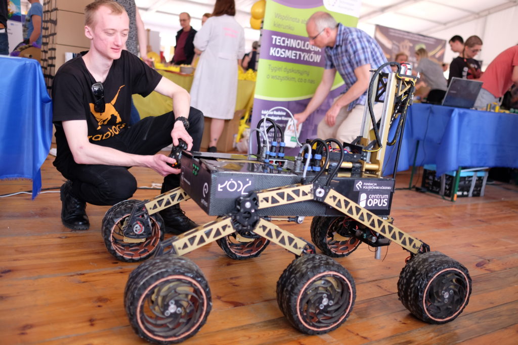 Laureaci konkursu „Łódź naukowa, Łódź akademicka” na Festynie Nauki